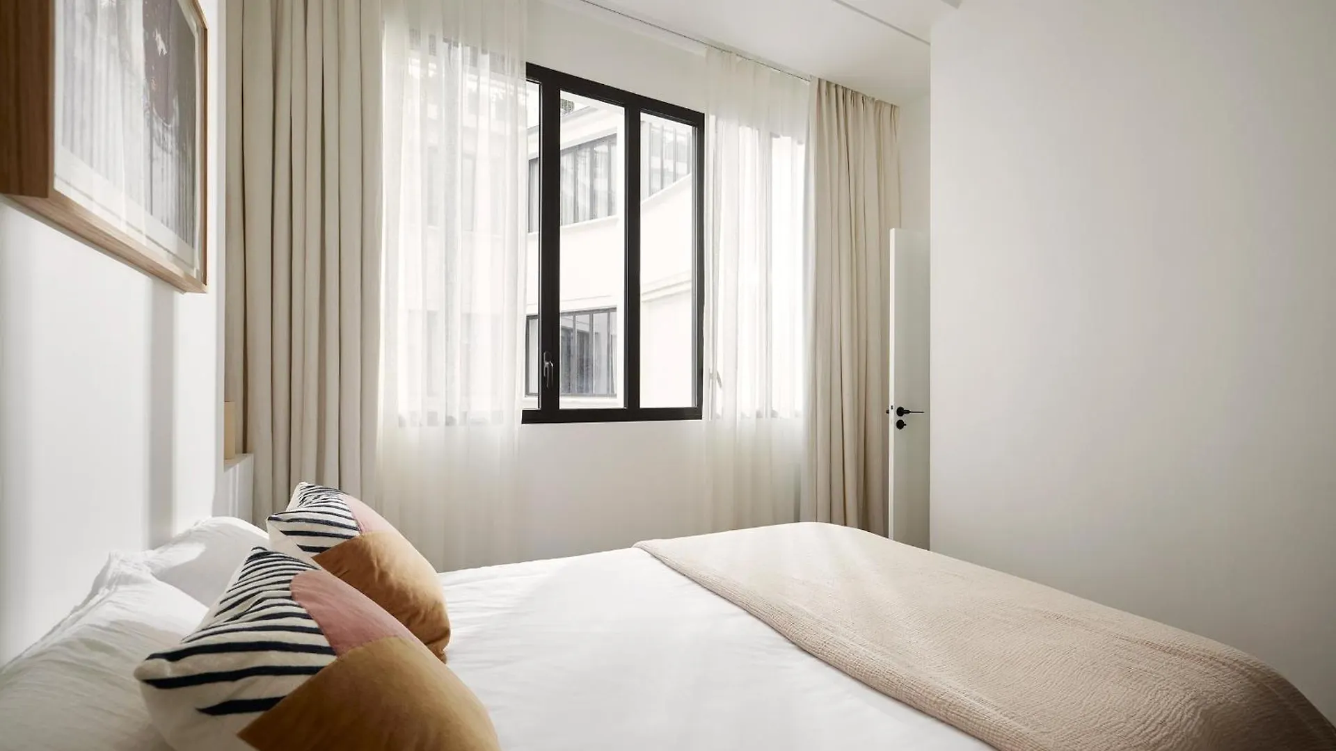 Art Deco Loft - 2Br And 2Ba Near Canal Saint Martin Paris France